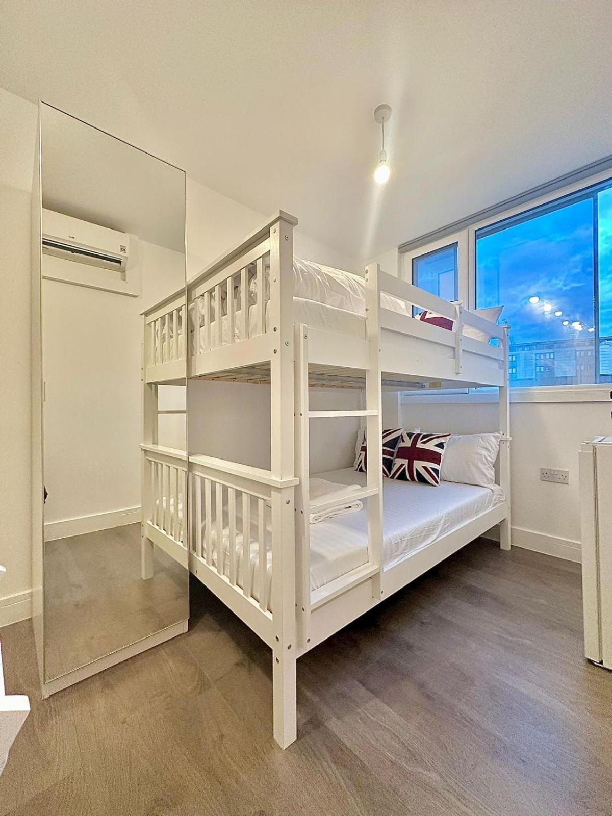 Hostel 264 Pentonville Road *